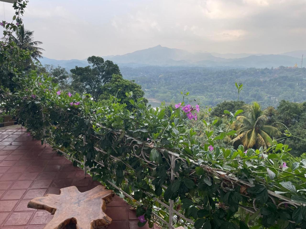 Kandy Gem Inn Blue Hotel 外观 照片